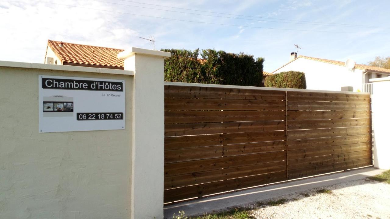 Le Ti'Roussat Bed & Breakfast Saint-André-de-Cubzac Dış mekan fotoğraf